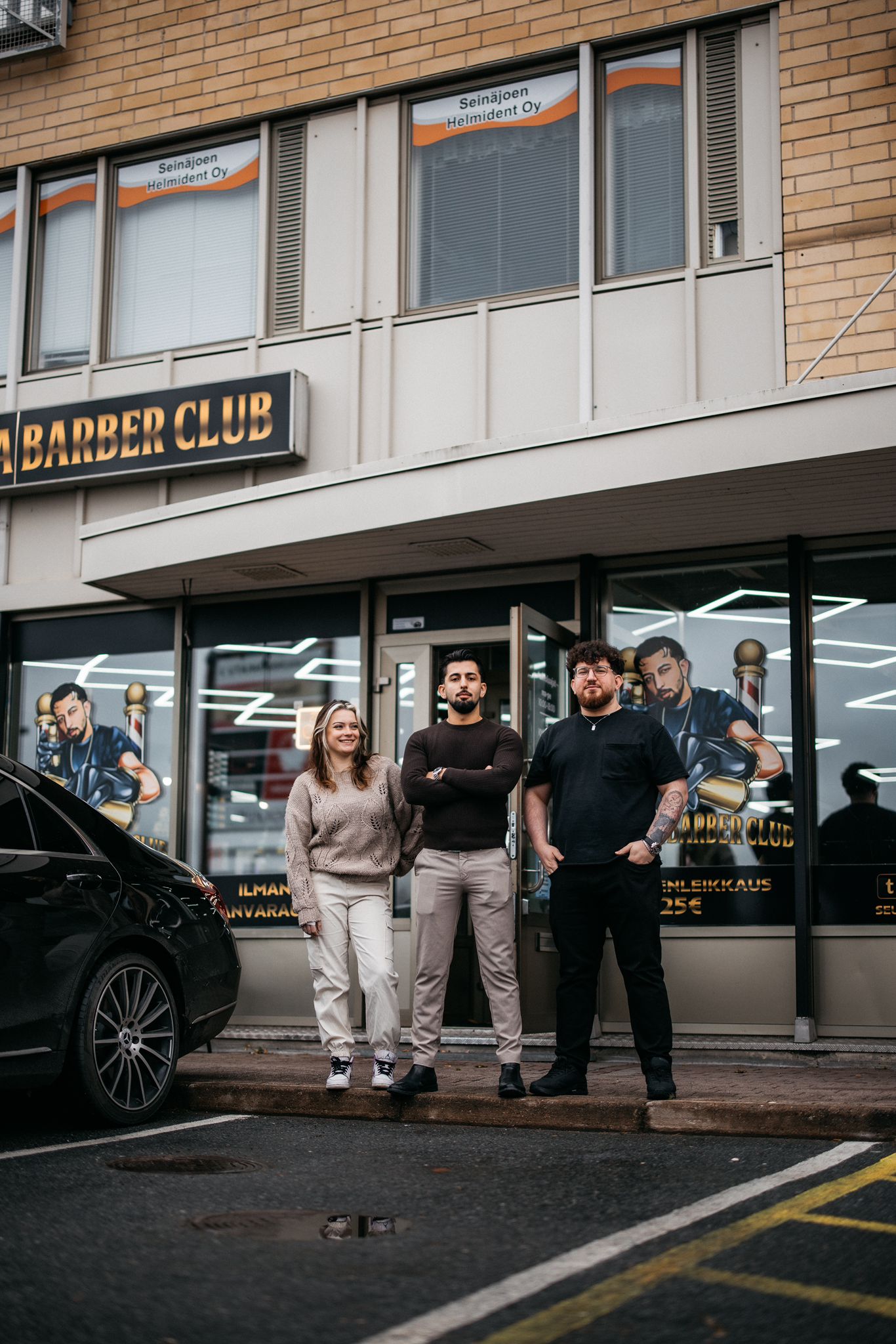 Profesionaalinen parturikokemus RENMA Barber Clubissa Seinäjoella